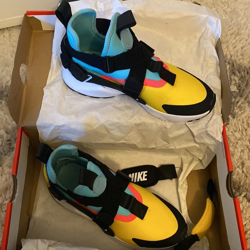 💛💙Nike - Picture 4 of 9